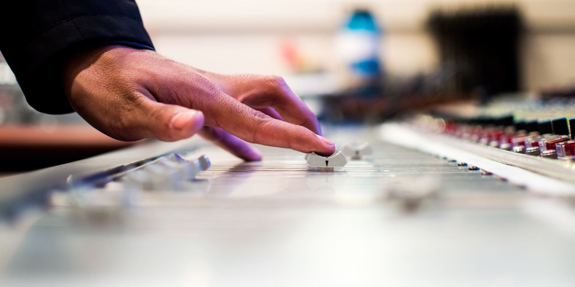 Audio Mixing Console